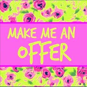 MAKE ME AN OFFER😊